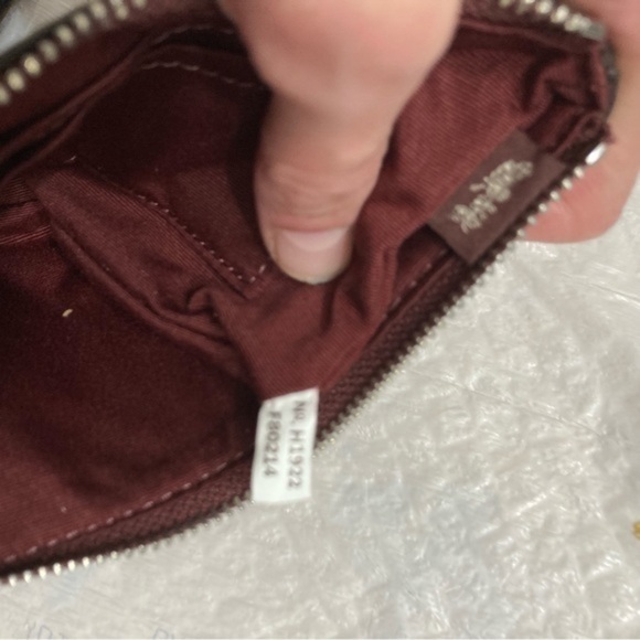 Coach f80214 glitter signature c embossed burgundy wristlet wallet clutch bag